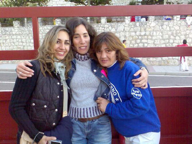 Las tres